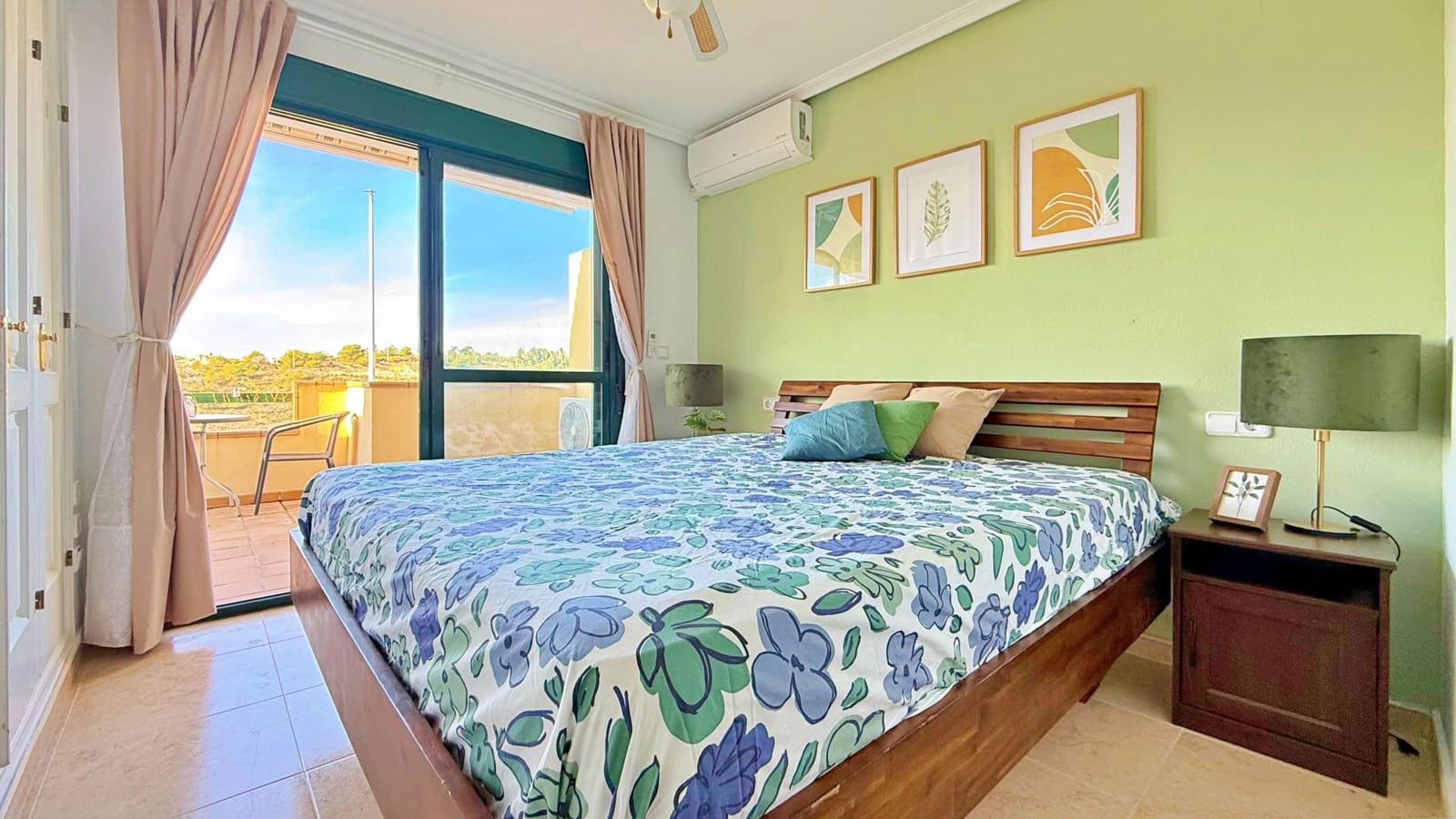 2 makuuhuone Rivitalo myytävänä paikassa Orihuela Costa - 215 000 € (Ref: 9541649)