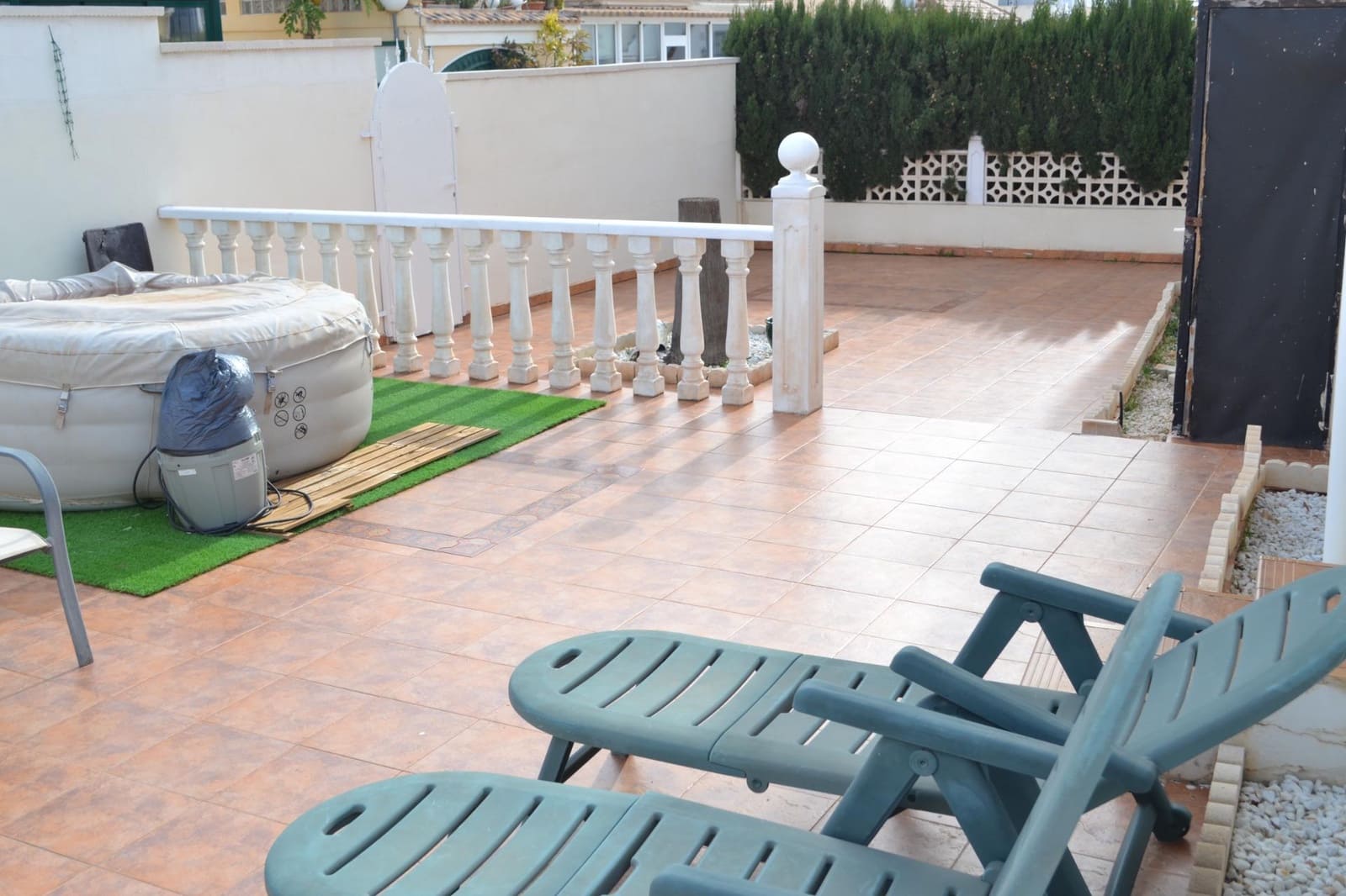 3 slaapkamer Halfvrijstaande villa te koop in La Zenia met zwembad garage - € 269.950 (Ref: 9543847)