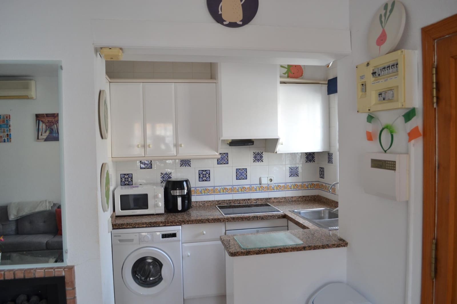 3 slaapkamer Halfvrijstaande villa te koop in La Zenia met zwembad garage - € 269.950 (Ref: 9543847)