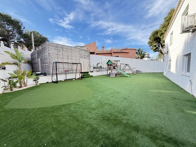 6 Zimmer Villa zu verkaufen in Los Dolses, Orihuela mit Pool - 695.000 € (Ref: 9584540)