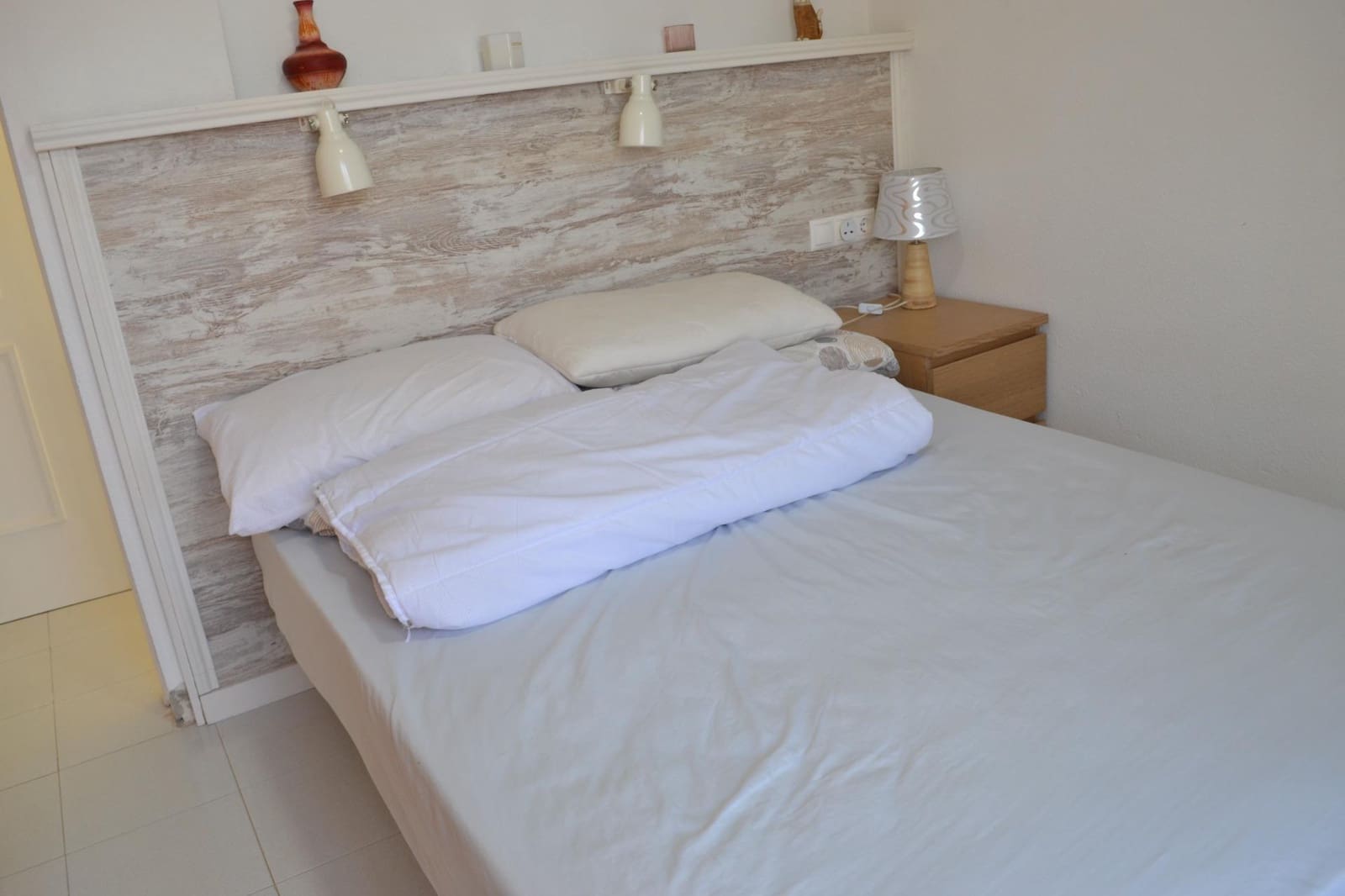 3 chambre Villa/Maison Semi-Mitoyenne à vendre à Torrevieja avec piscine - 185 000 € (Ref: 9584550)