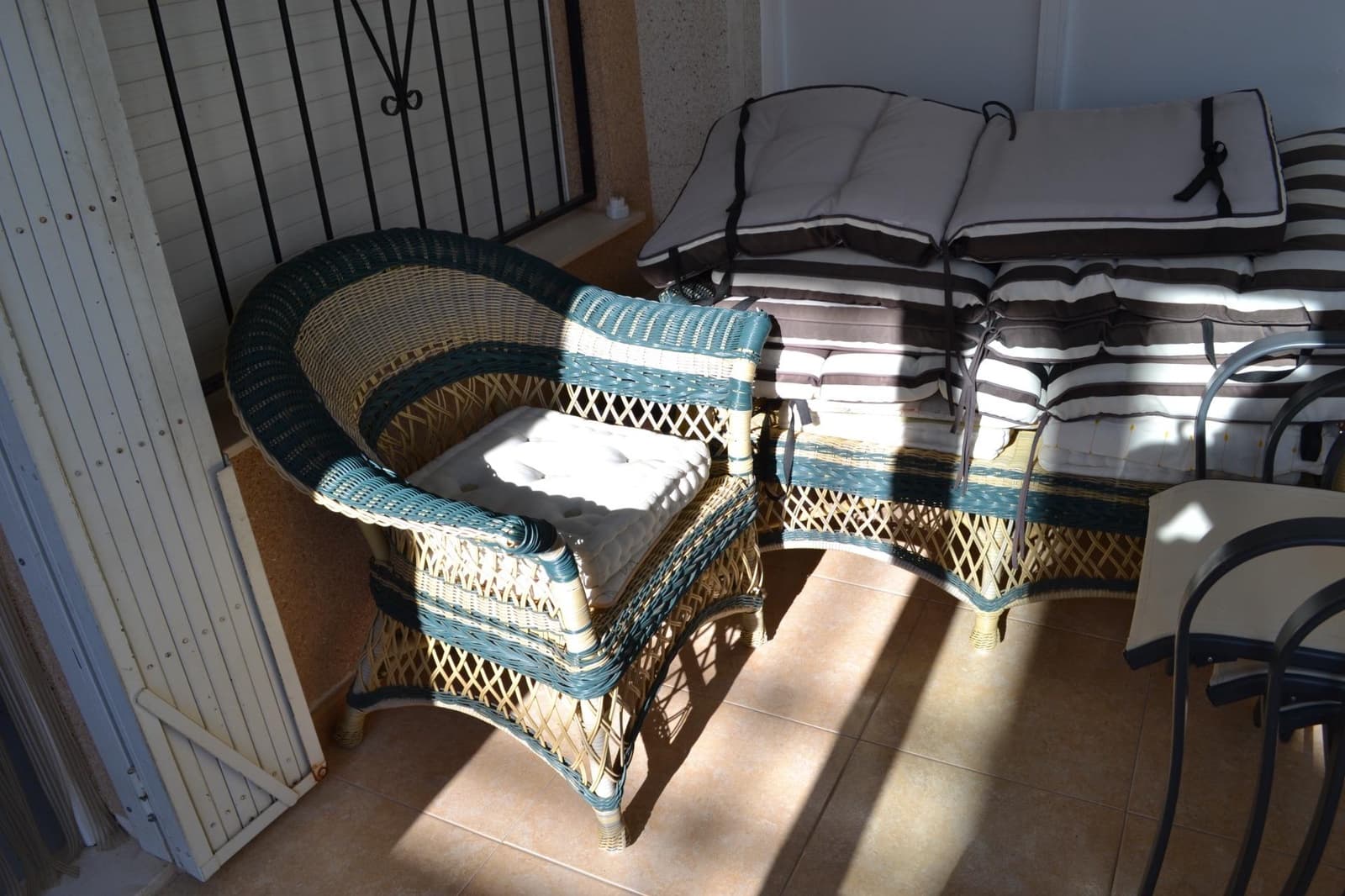 3 chambre Villa/Maison Semi-Mitoyenne à vendre à Torrevieja avec piscine - 185 000 € (Ref: 9584550)