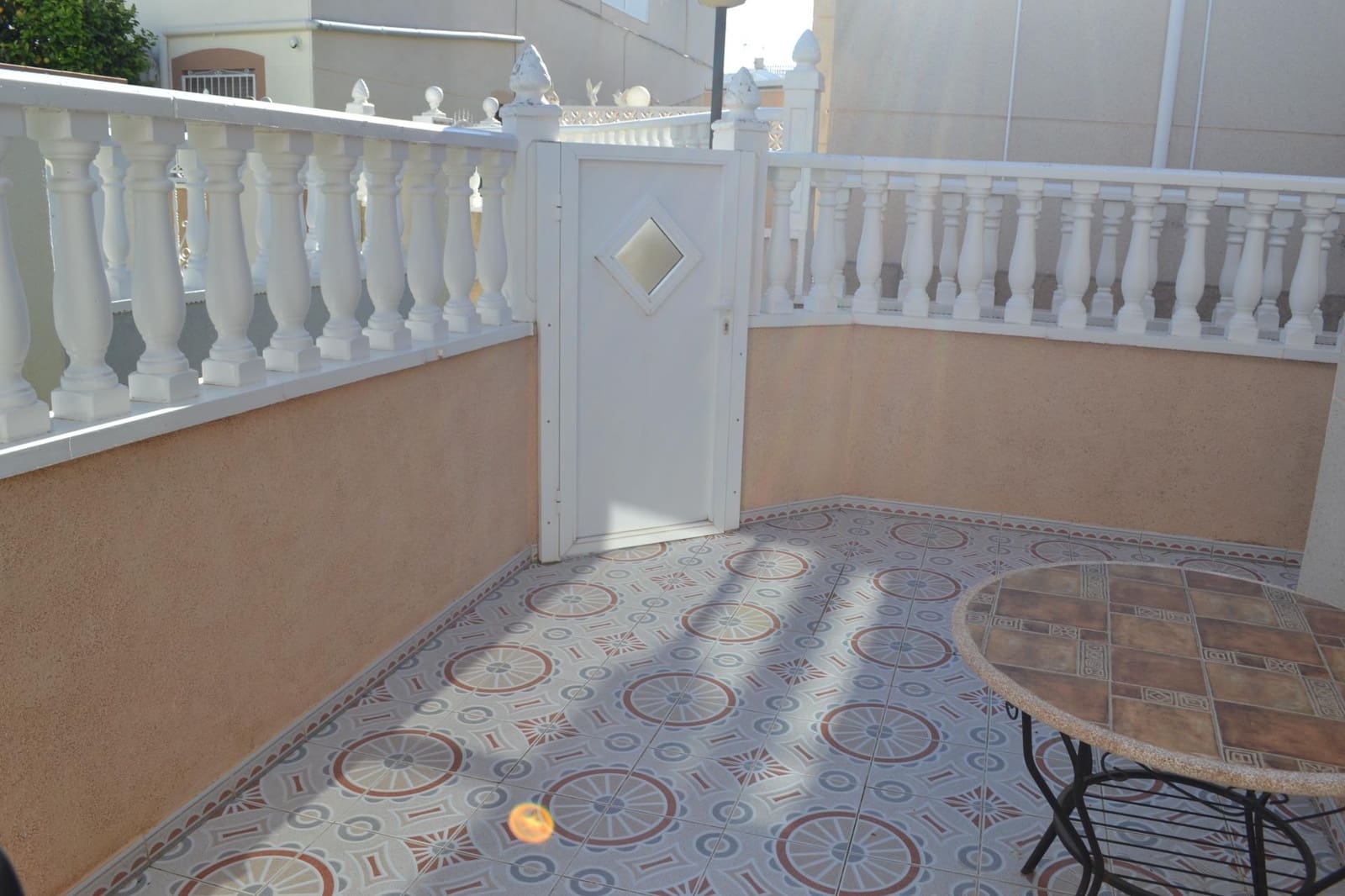 3 chambre Villa/Maison Semi-Mitoyenne à vendre à Torrevieja avec piscine - 185 000 € (Ref: 9584550)