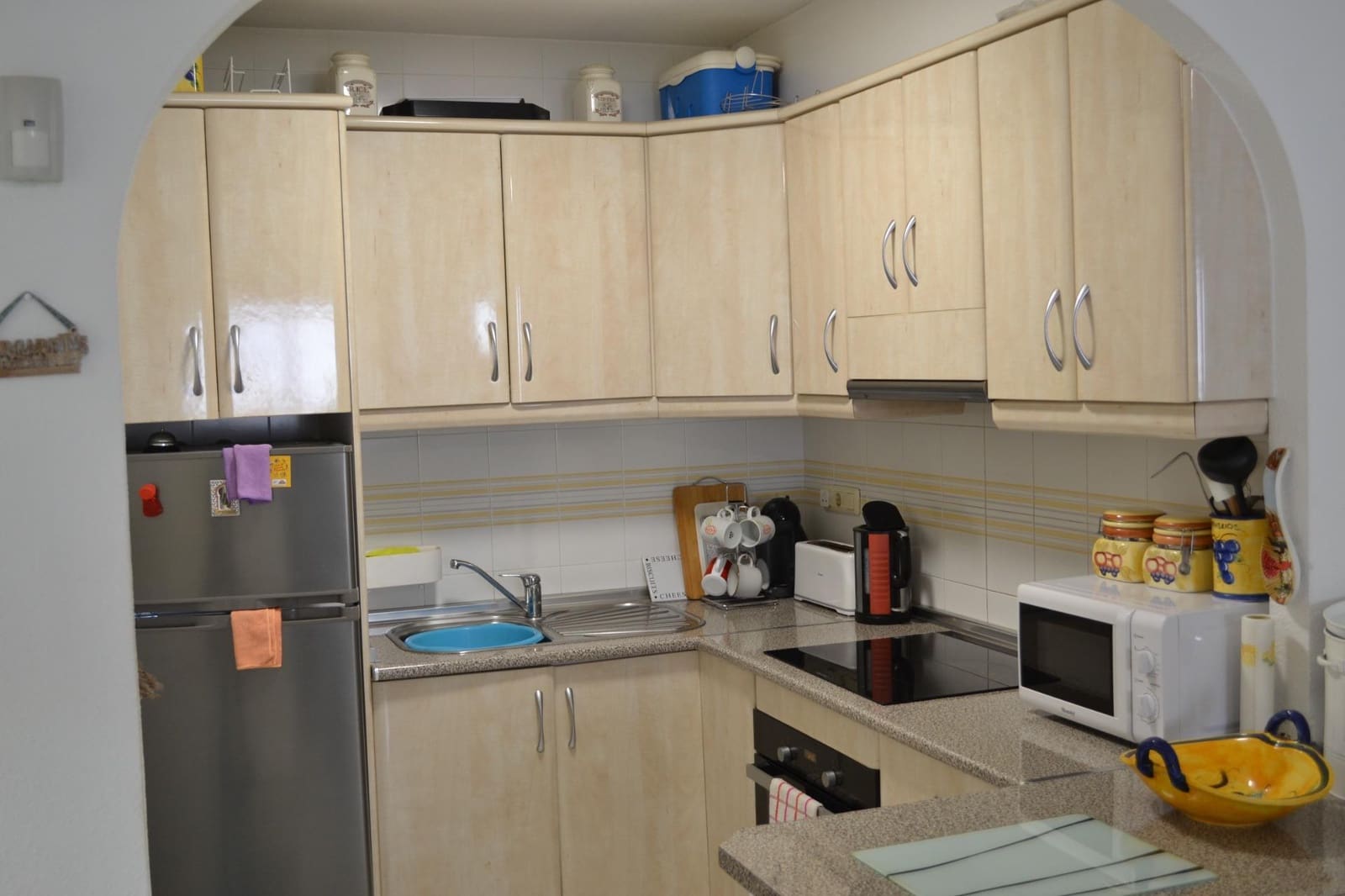 3 bedroom Semi-detached Villa for sale in Torrevieja with pool - € 185,000 (Ref: 9584550)