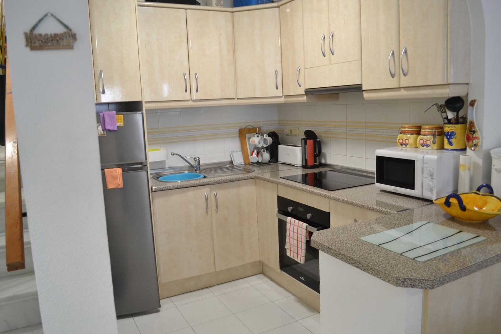 3 bedroom Semi-detached Villa for sale in Torrevieja with pool - € 185,000 (Ref: 9584550)