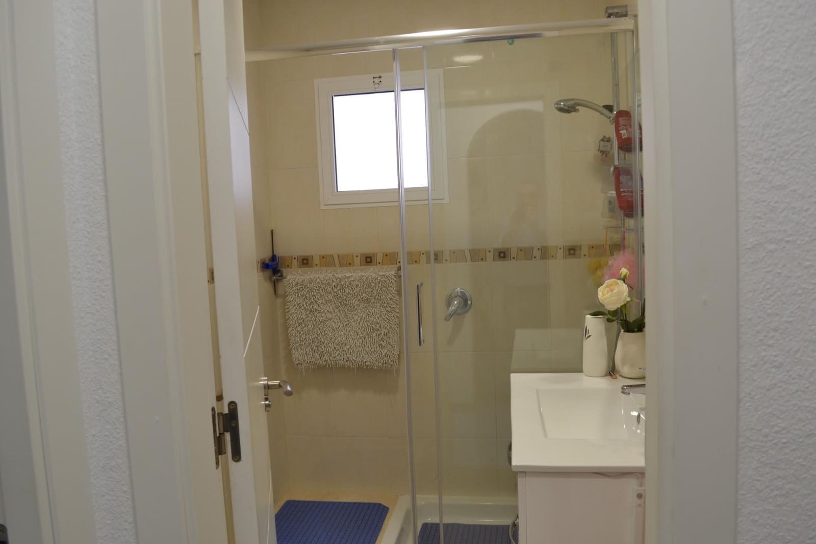 3 bedroom Semi-detached Villa for sale in Torrevieja with pool - € 185,000 (Ref: 9584550)