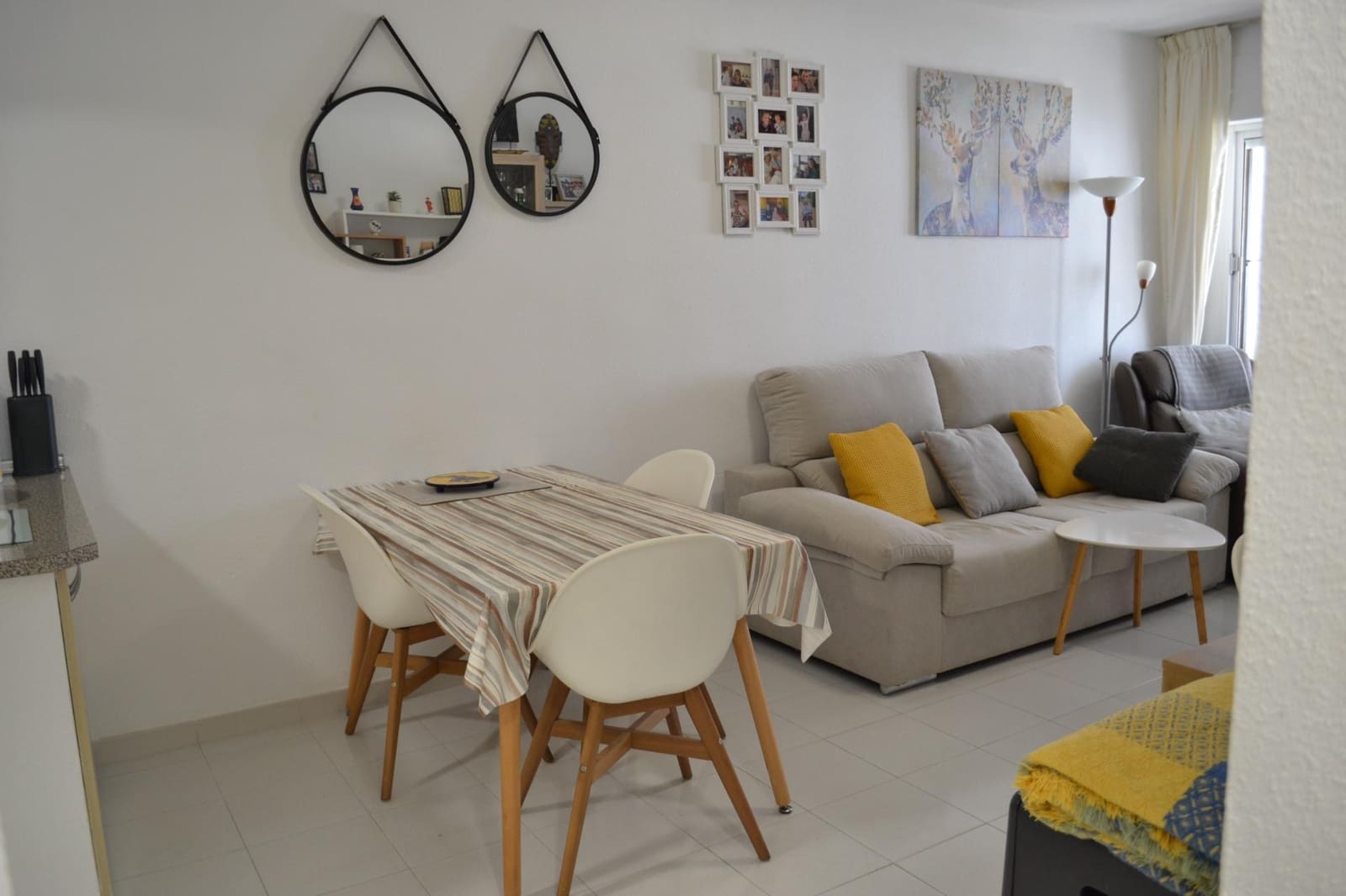 3 bedroom Semi-detached Villa for sale in Torrevieja with pool - € 185,000 (Ref: 9584550)