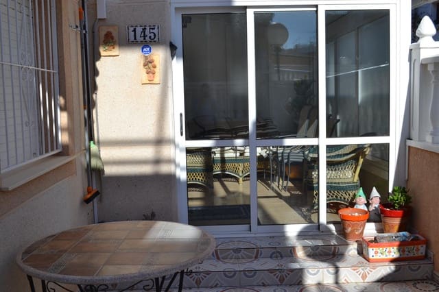 3 sovrum Semi-fristående Villa till salu i Los Balcones - Los Altos, Torrevieja med pool - 185 000 € (Ref: 9584550)