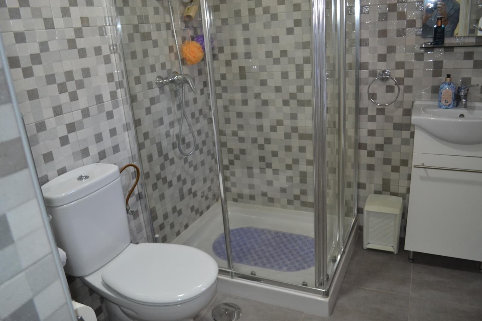 3 bedroom Semi-detached Villa for sale in Torrevieja with pool - € 185,000 (Ref: 9584550)