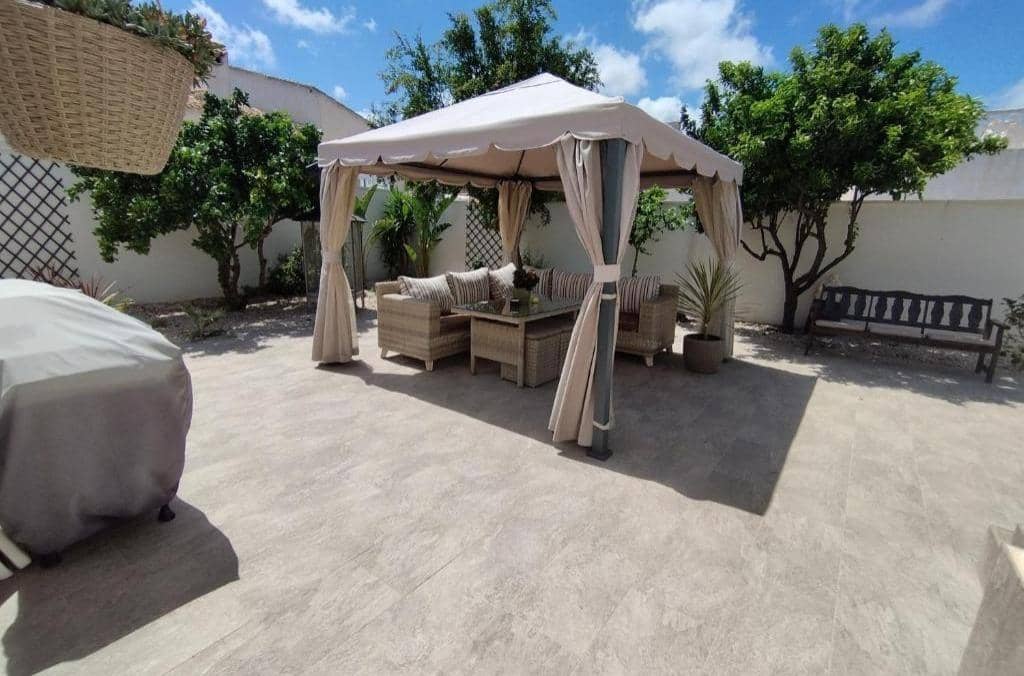 Chalet de 5 habitaciones en San Luis en venta con piscina garaje - 740.000 € (Ref: 9591572)