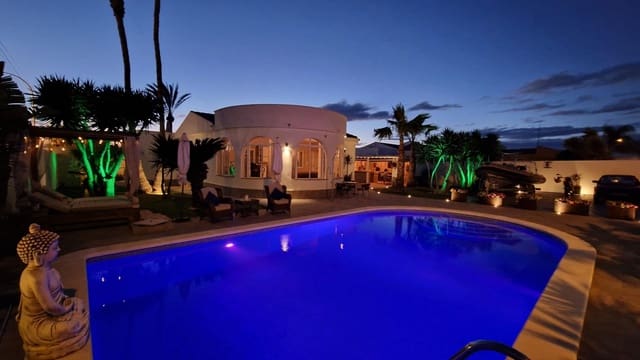 5 slaapkamer Villa te koop in San Luis, Torrevieja met zwembad - € 740.000 (Ref: 9591572)