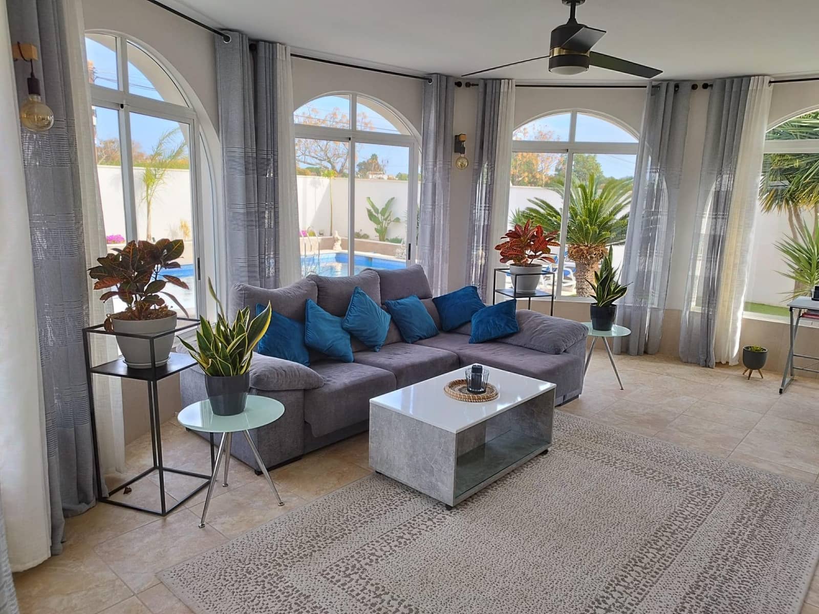 Chalet de 5 habitaciones en San Luis en venta con piscina garaje - 740.000 € (Ref: 9591572)