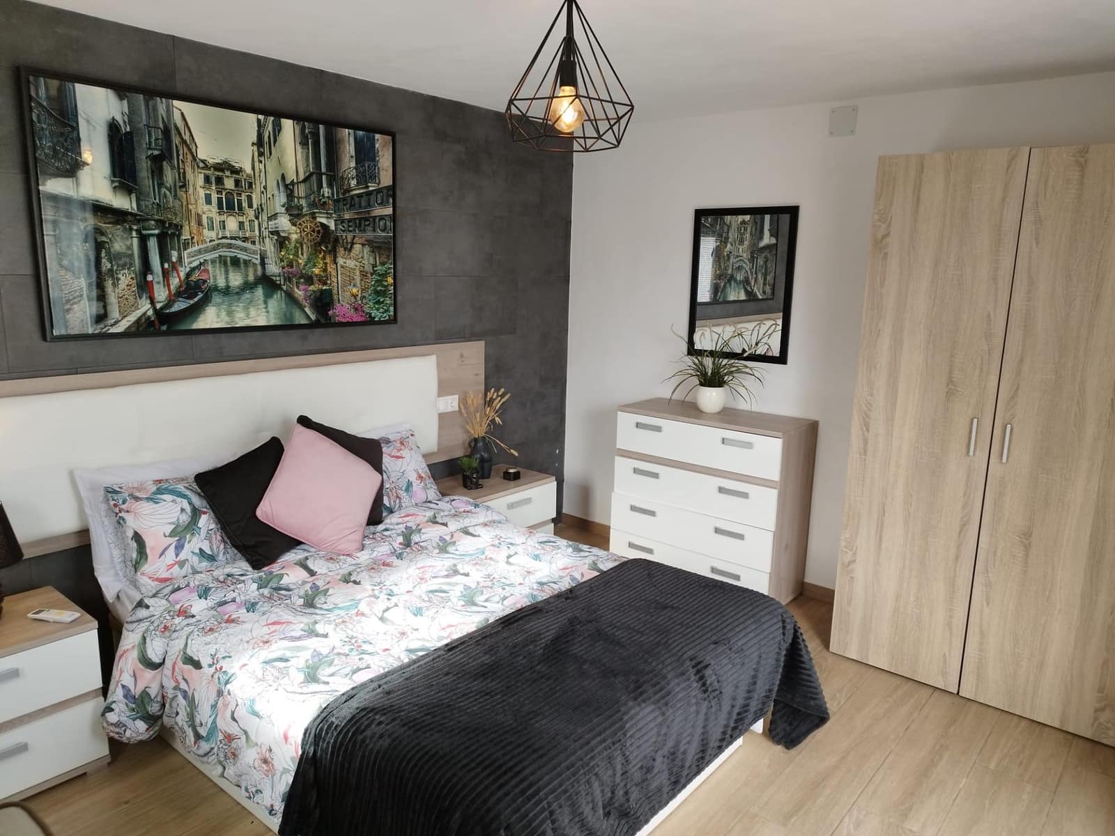 Chalet de 5 habitaciones en San Luis en venta con piscina garaje - 740.000 € (Ref: 9591572)