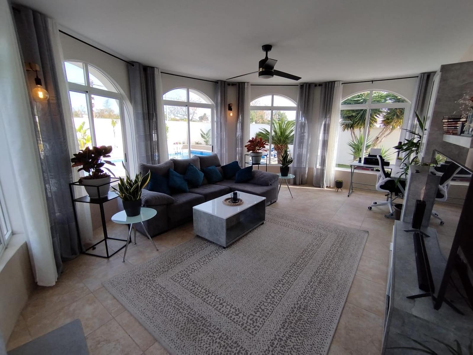 Chalet de 5 habitaciones en San Luis en venta con piscina garaje - 740.000 € (Ref: 9591572)