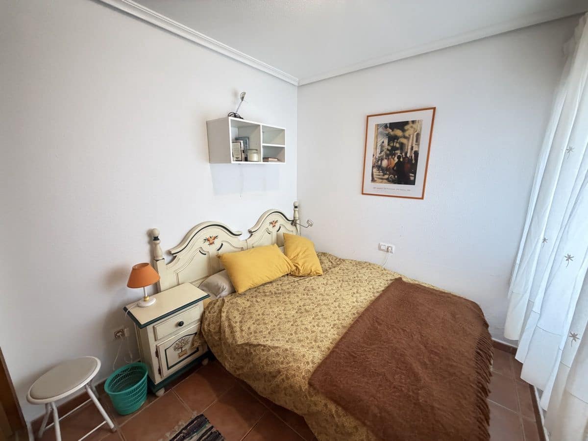 3 soveværelse Bungalow til salg i Cabo Roig med swimmingpool - € 249.995 (Ref: 9630309)