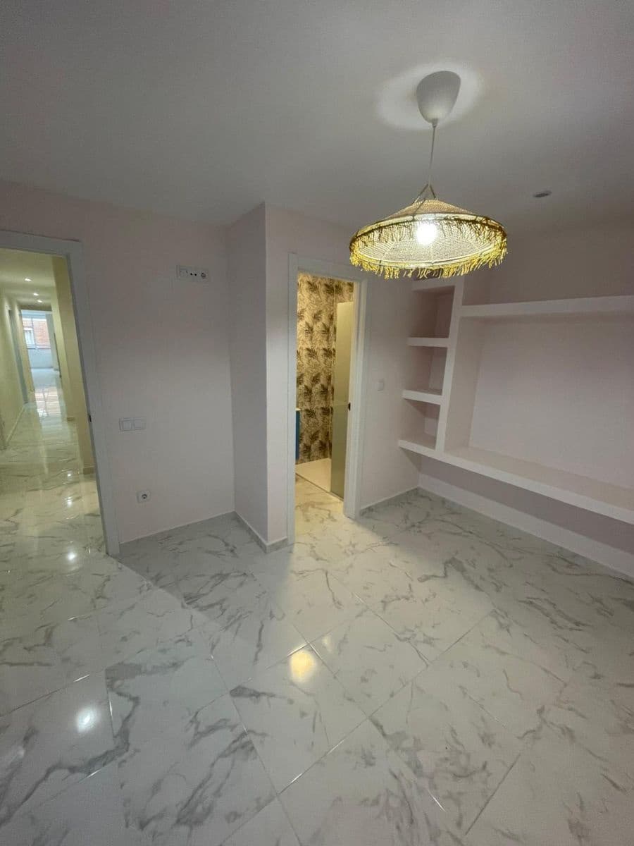 3 makuuhuone Huoneisto myytävänä paikassa Torrevieja - 245 000 € (Ref: 9670918)