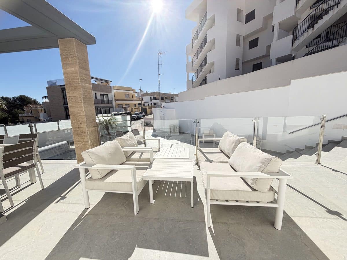 4 sypialnia Willa na sprzedaż w Los Dolses z basenem - 595 000 € (Ref: 9686774)