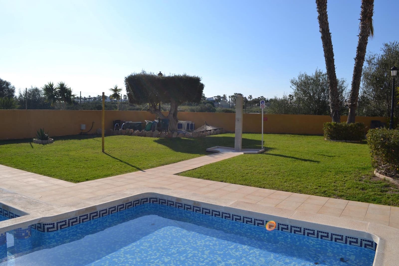 2 soveværelse Rækkehus til salg i La Regia med swimmingpool - € 189.950 (Ref: 9715126)