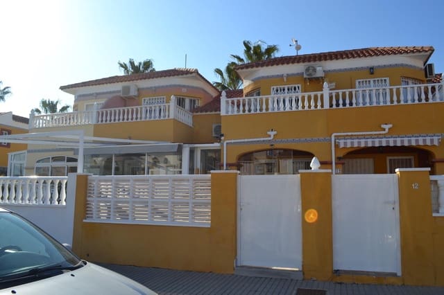 2 soveværelse Rækkehus til salg i La Regia, Orihuela med swimmingpool - € 189.950 (Ref: 9715126)