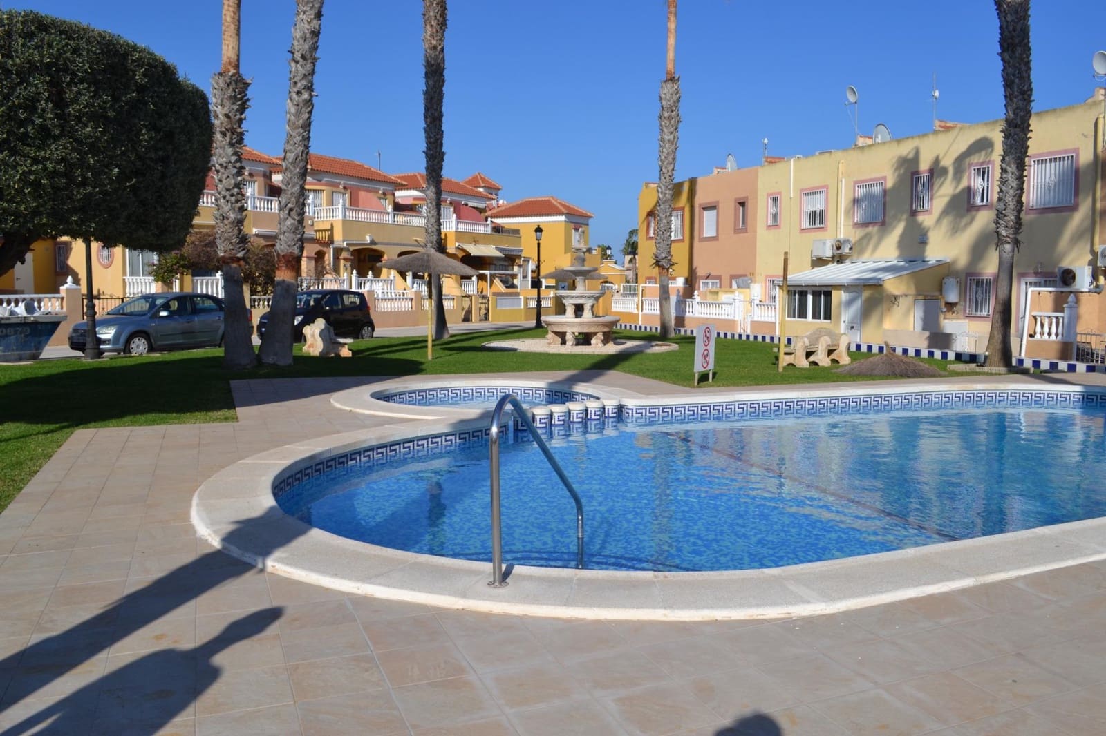 2 soveværelse Rækkehus til salg i La Regia med swimmingpool - € 189.950 (Ref: 9715126)