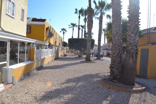 2 soveværelse Rækkehus til salg i La Regia, Orihuela med swimmingpool - € 189.950 (Ref: 9715126)