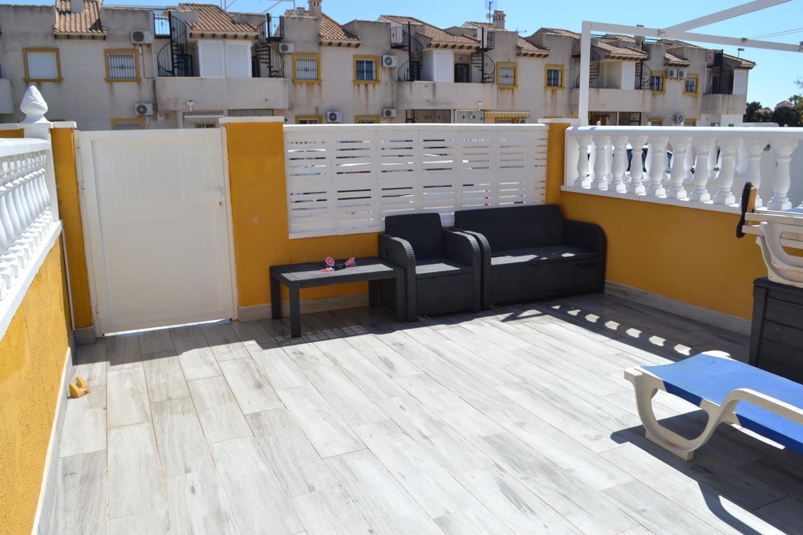 2 soveværelse Rækkehus til salg i La Regia med swimmingpool - € 189.950 (Ref: 9715126)