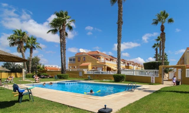 Adosado de 2 habitaciones en La Regia, Orihuela en venta con piscina - 189.950 € (Ref: 9715126)
