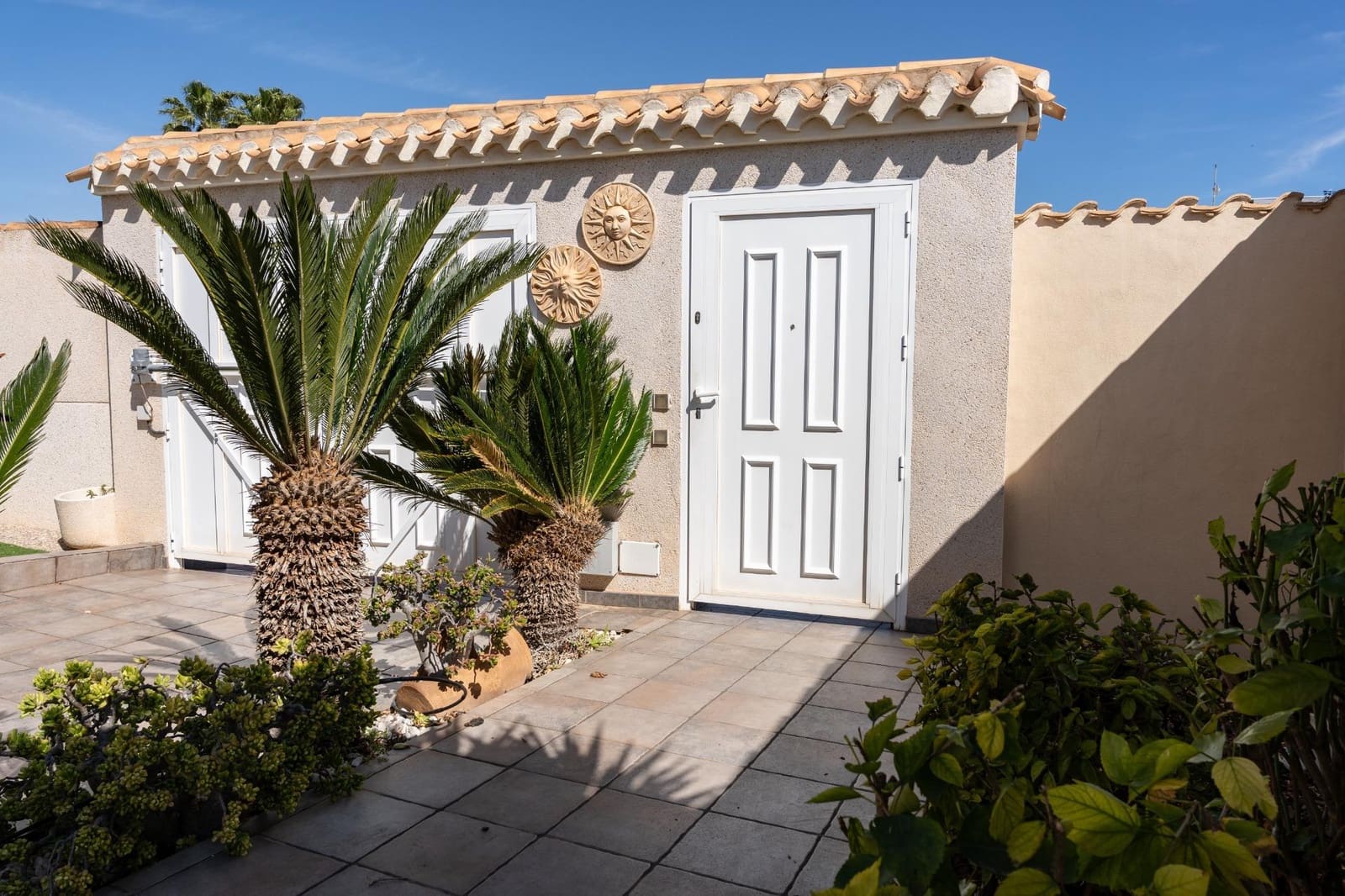 3 quarto Moradia para venda em Playa Flamenca com piscina garagem - 585 000 € (Ref: 9748185)