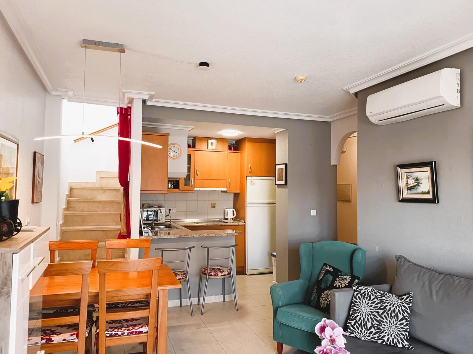 2 bedroom Penthouse for sale in Cabo Roig with pool garage - € 219,000 (Ref: 9752283)