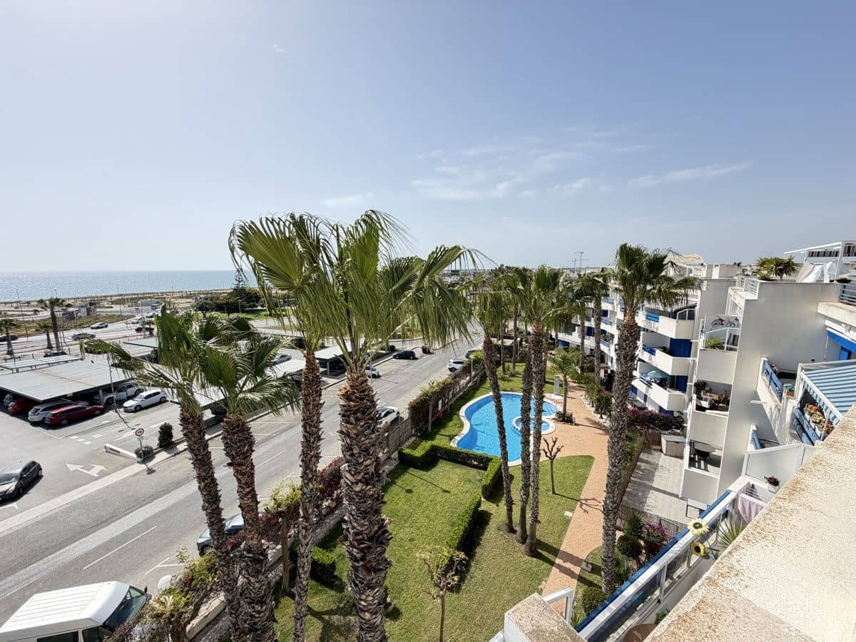 2 bedroom Apartment for sale in La Zenia with pool - € 235,000 (Ref: 9787001)