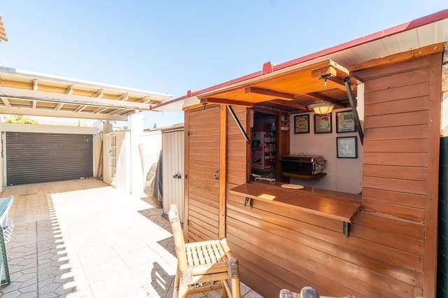 3 soveværelse Villa til salg i La Zenia, Orihuela med swimmingpool garage - € 640.000 (Ref: 9787002)