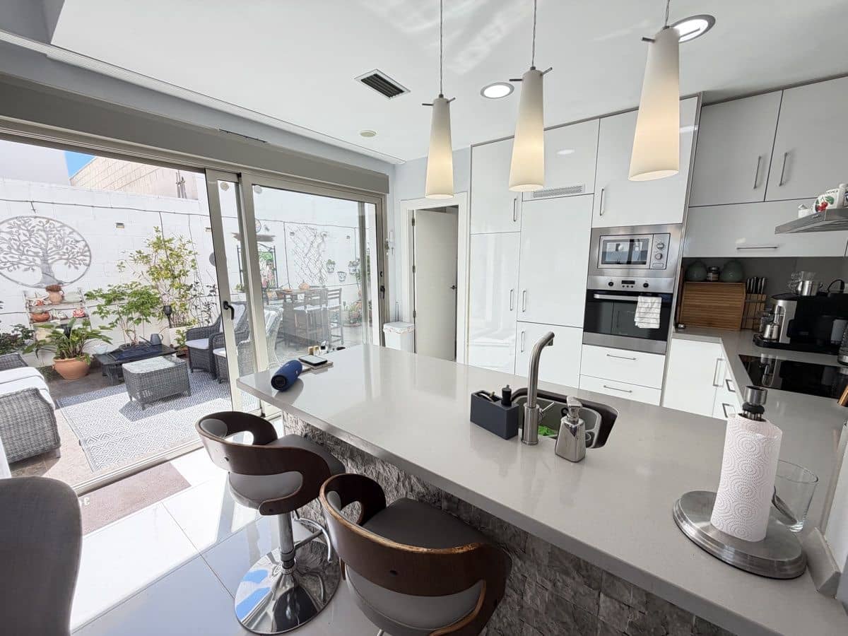 3 slaapkamer Villa te koop in Los Dolses met zwembad - € 460.000 (Ref: 9787007)