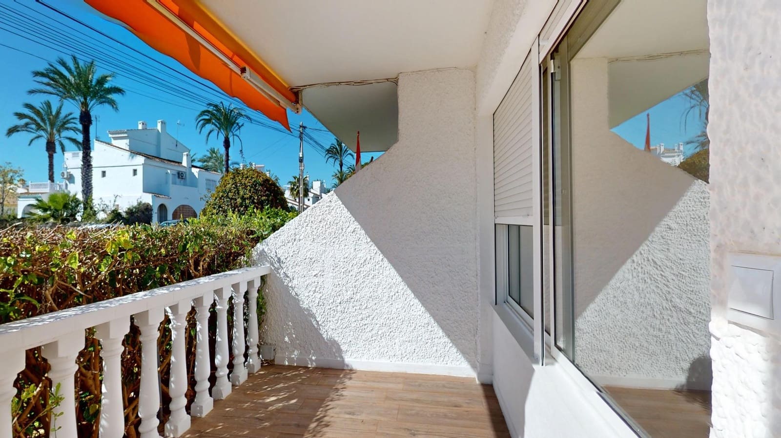 2 Zimmer Strandapartment zu verkaufen in Orihuela Costa - 225.000 € (Ref: 9787009)