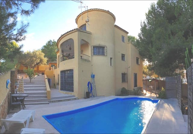 6 soveværelse Villa til salg i Lomas de Campoamor - Las Ramblas, Orihuela med swimmingpool - € 450.000 (Ref: 9794905)