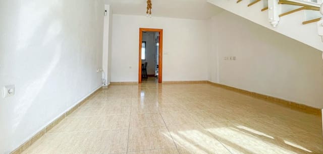 4 soveværelse Rækkehus til salg i Santiago de la Ribera, San Javier med swimmingpool - € 195.000 (Ref: 9911242)
