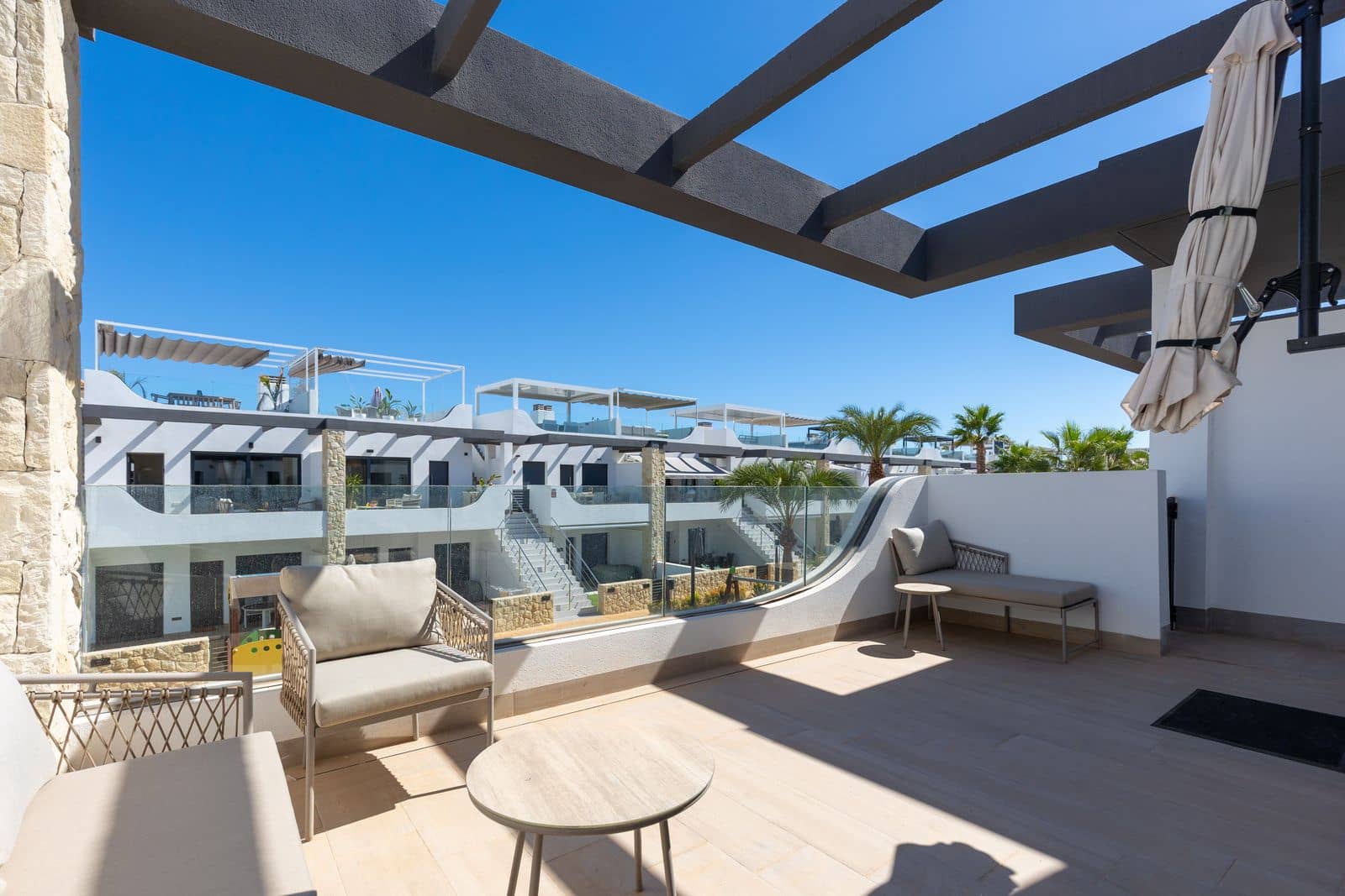 2 sovrum Takvåning till salu i Orihuela Costa - 349 900 € (Ref: 9958132)