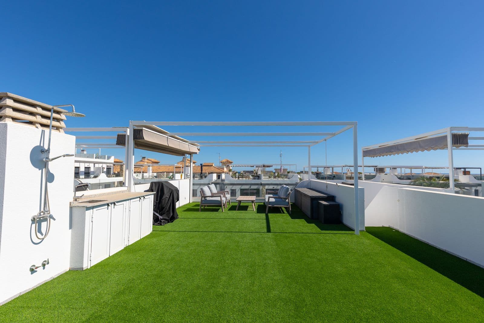 2 sovrum Takvåning till salu i Orihuela Costa - 349 900 € (Ref: 9958132)