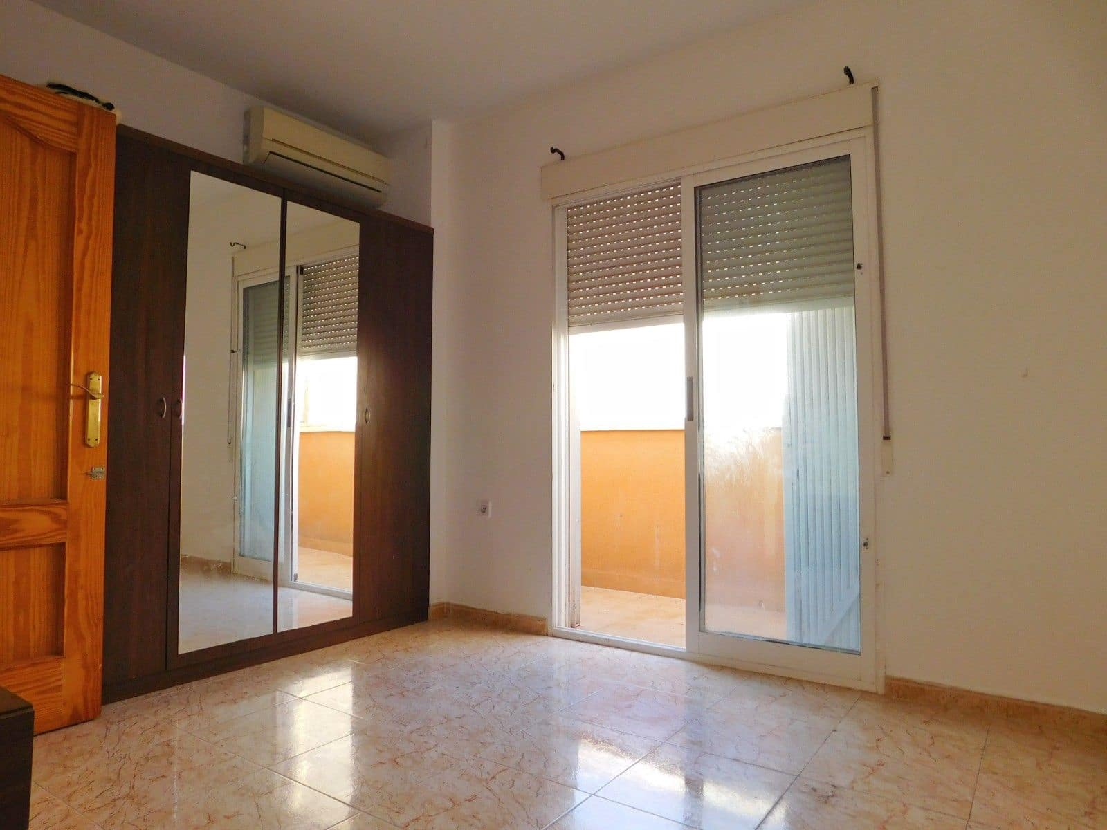 4 camera da letto Casa in vendita in Orihuela con piscina - 125.000 € (Rif: 9965470)