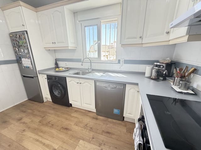 Chalet de 3 habitaciones en Los Dolses, Orihuela en venta con piscina - 399.990 € (Ref: 9997242)