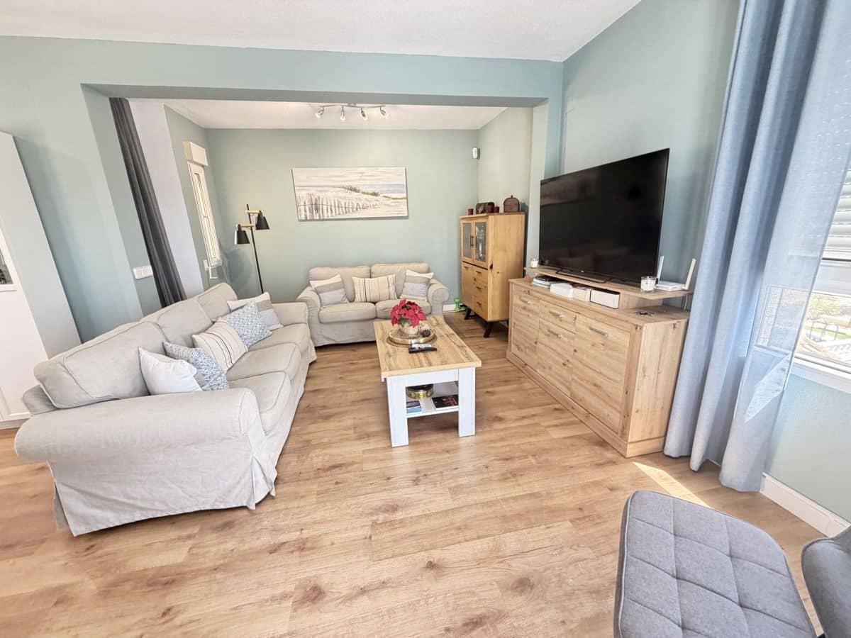 3 makuuhuone Huvila myytävänä paikassa Los Dolses mukana uima-altaan - 399 990 € (Ref: 9997242)