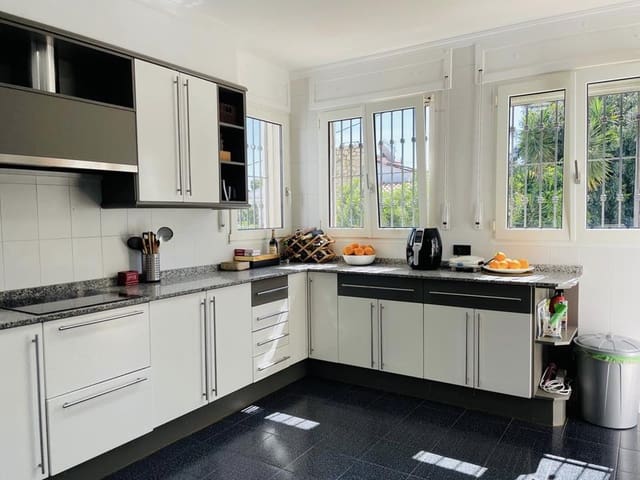 5 quarto Moradia para venda em Dénia - 1 100 000 € (Ref: 6958426)