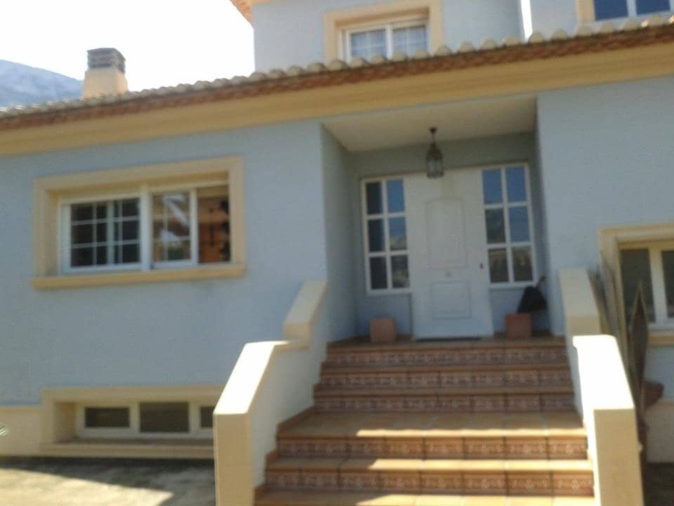 5 slaapkamer Villa te koop in Denia met zwembad - € 870.000 (Ref: 6958427)