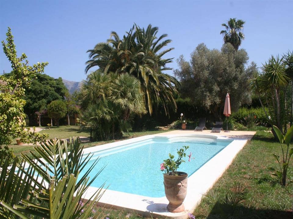 Chalet de 4 habitaciones en Dénia en venta con piscina - 735.000 € (Ref: 6958429)