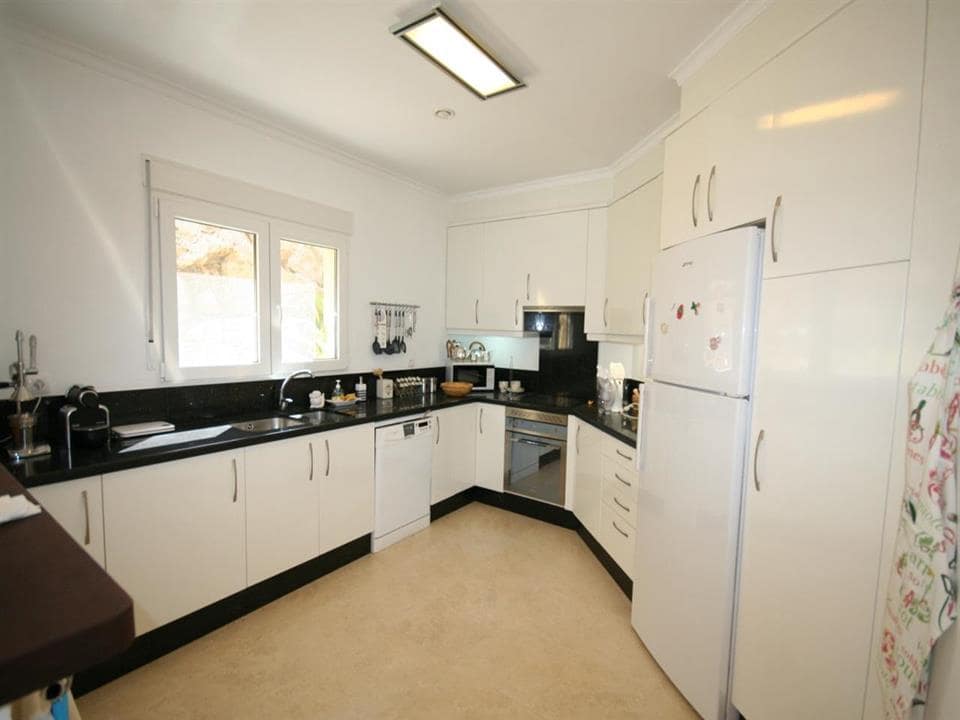 4 Zimmer Villa zu verkaufen in Pedreguer - 499.950 € (Ref: 7027710)