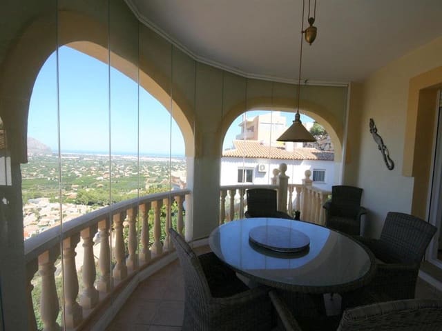 4 Zimmer Villa zu verkaufen in Pedreguer - 499.950 € (Ref: 7027710)