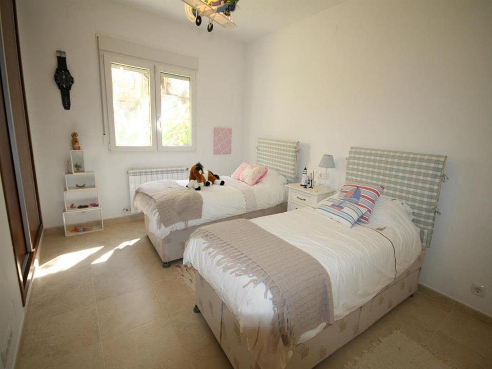 4 Zimmer Villa zu verkaufen in Pedreguer - 499.950 € (Ref: 7027710)