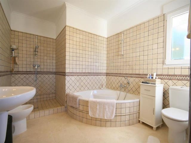 4 Zimmer Villa zu verkaufen in Pedreguer - 499.950 € (Ref: 7027710)