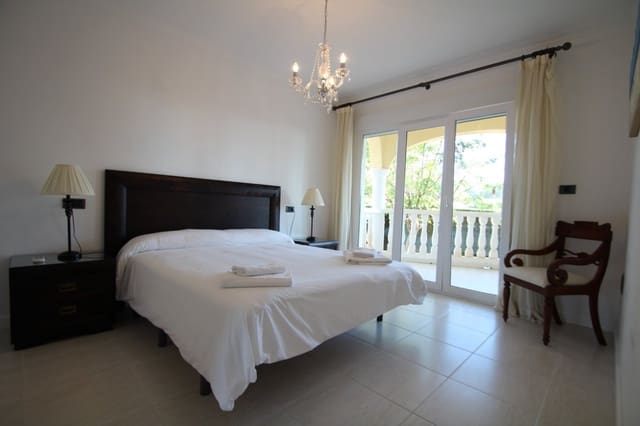 2 makuuhuone Huoneisto myytävänä paikassa Benissa mukana uima-altaan - 249 000 € (Ref: 7027714)