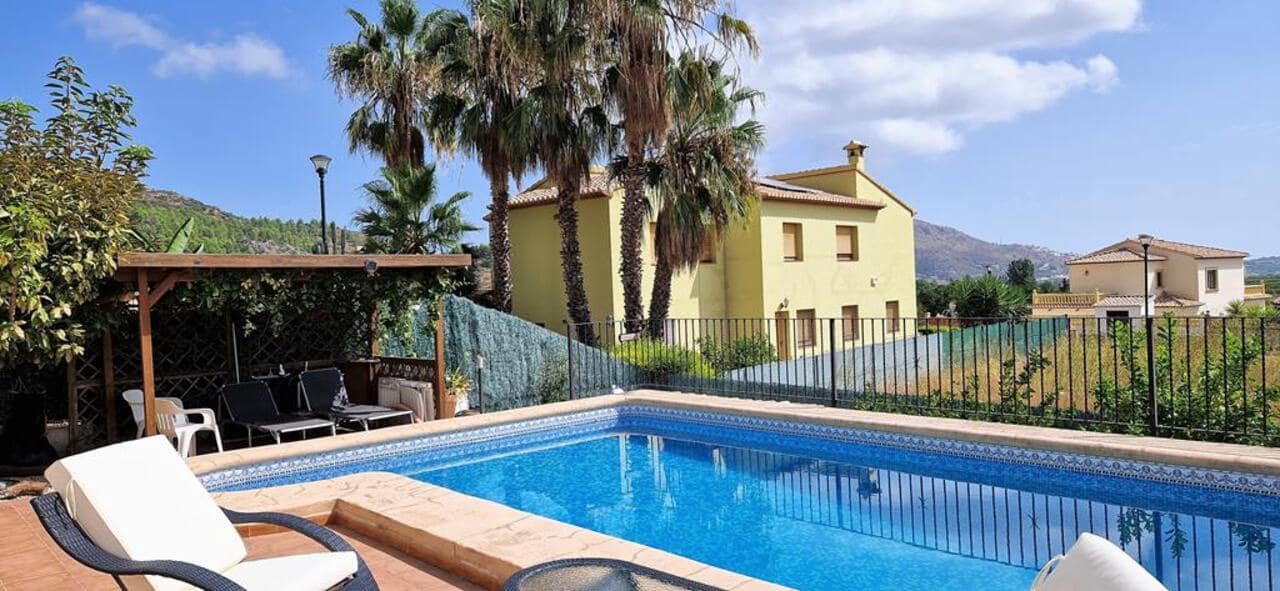 3 soverom Villa til salgs i Sagra - € 298 000 (Ref: 7093555)