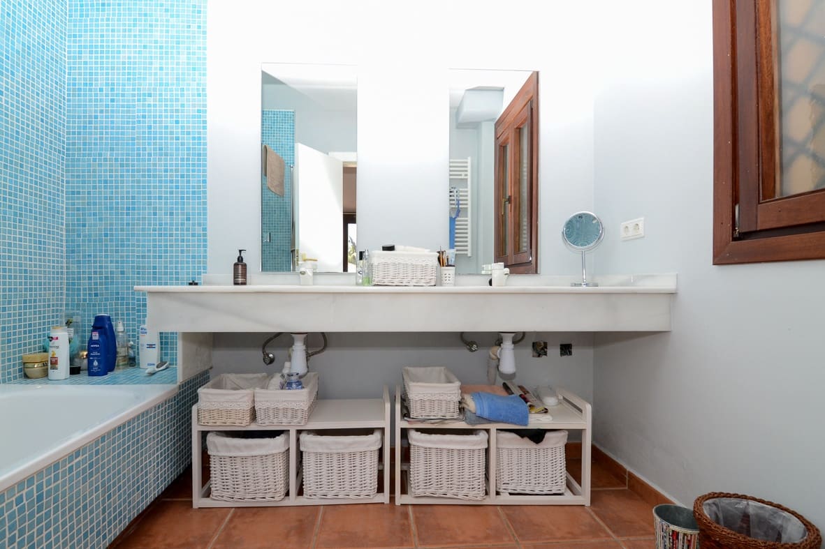 4 Zimmer Villa zu verkaufen in Denia mit Pool Garage - 870.000 € (Ref: 7212312)